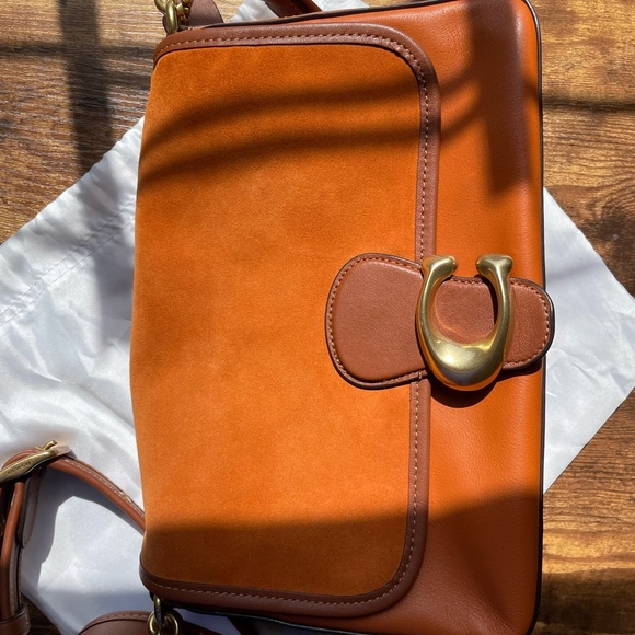 Soft Tabby Shoulder Bag - Shiny Smooth Leather with velvety suede - Picture 8 of 10